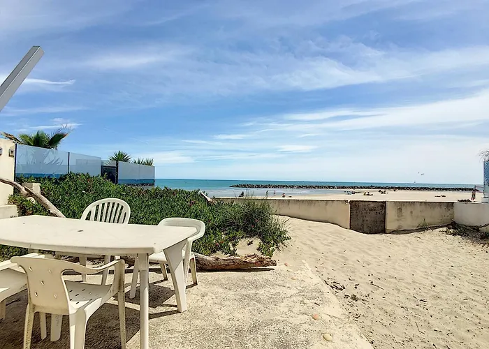 T4 En Bord De Avec Terrasse Et Parking A Carnon - Fr-1-715-103 * Mauguio